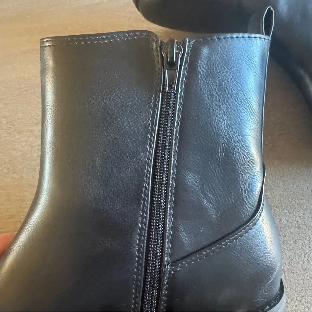 DV by Dolce Vita Delilah Black Ankle Bootie with Elastic Panels Women …